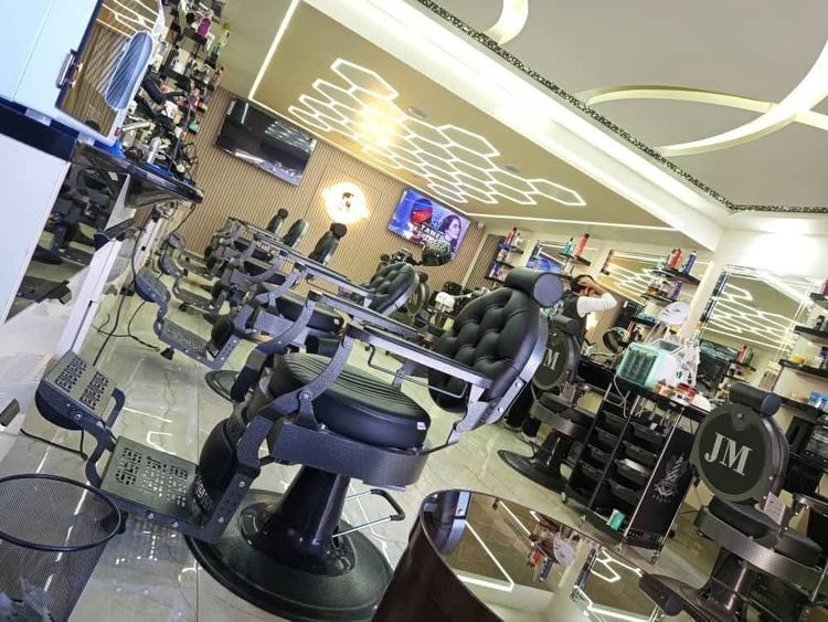 JM barber shop 2